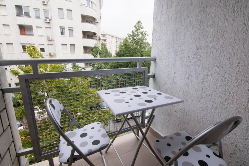 Maxim Lägenhet Belgrad Exteriör bild
